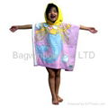 Kids-Hooded-Beach-Towel 1