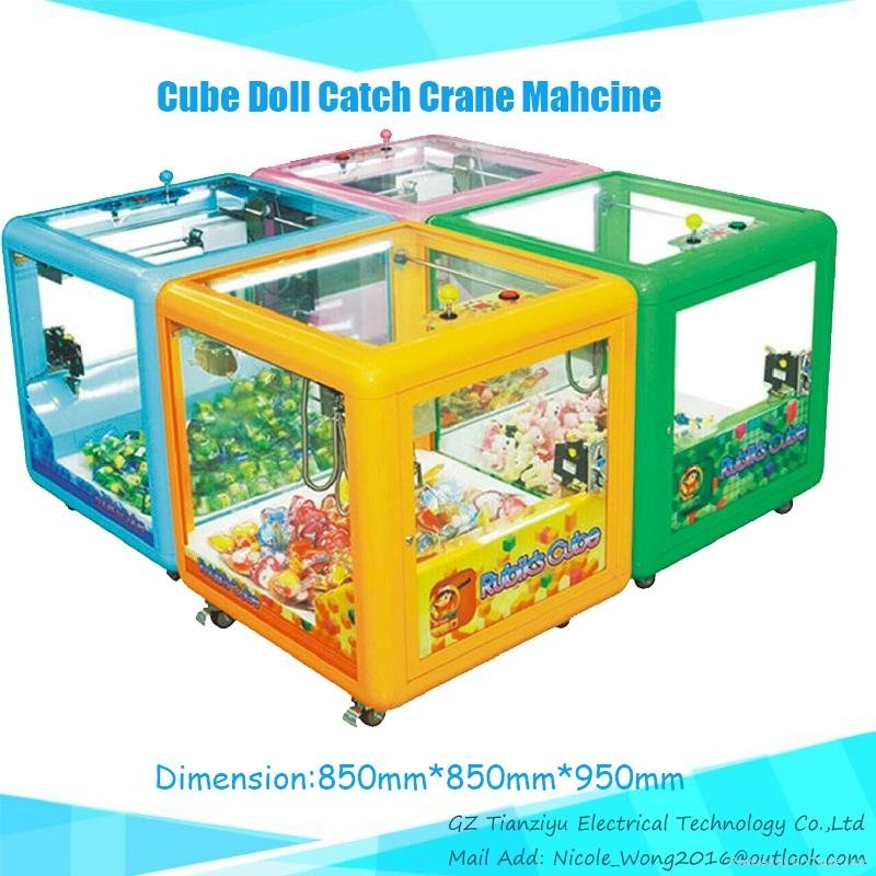 Kiddie Entertainment Coin-opeater Cube Doll Crane Machine
