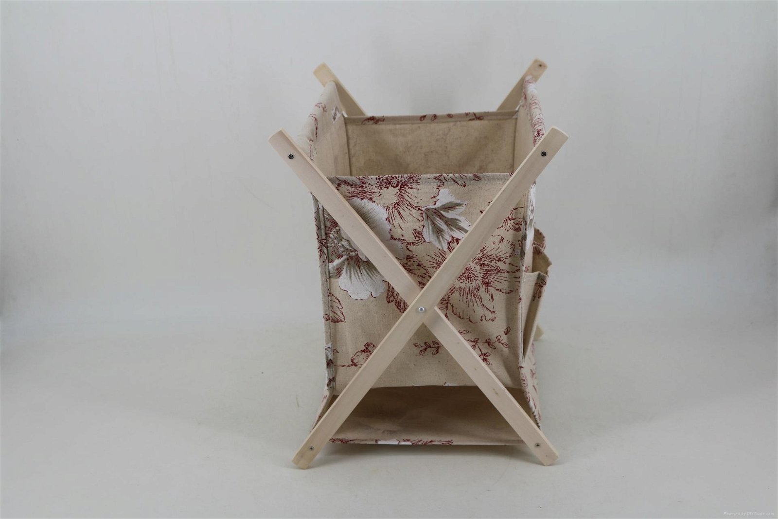 Different Colors And Styles Cloth Magazine Rack From He Ze Cao Country Yu Guang  2