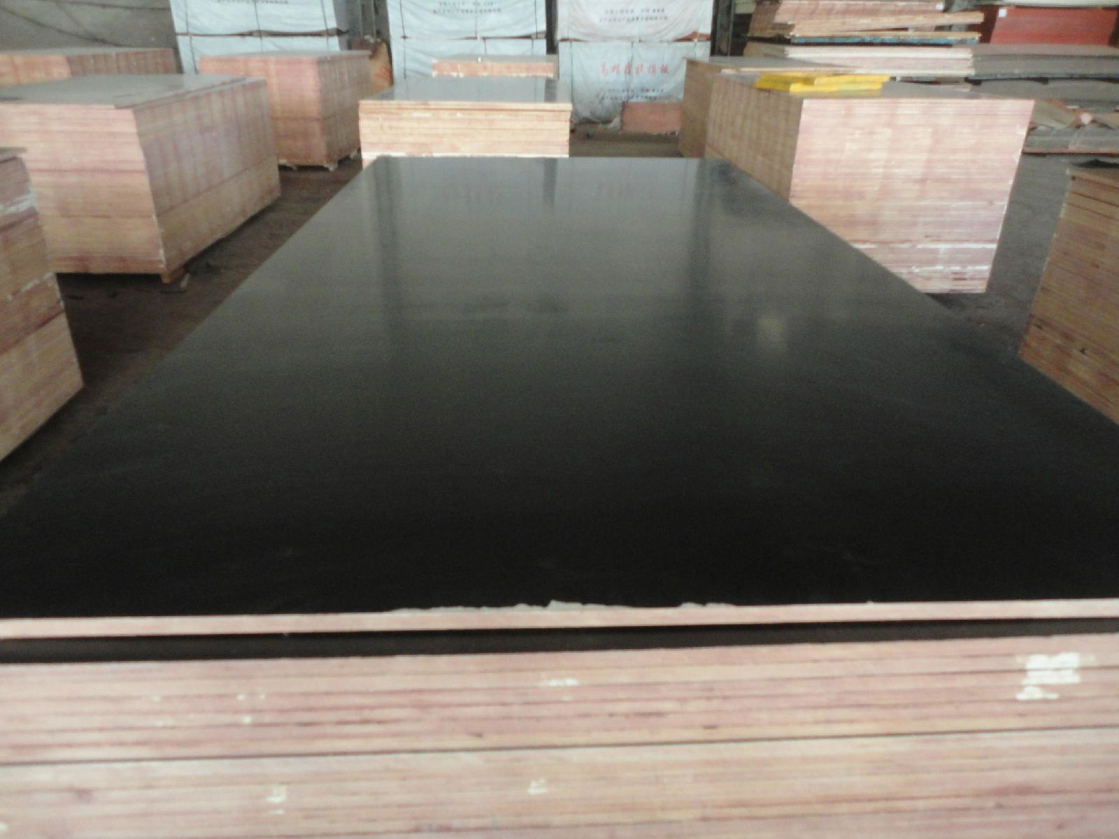 18mm black film faced plywood with best price 2