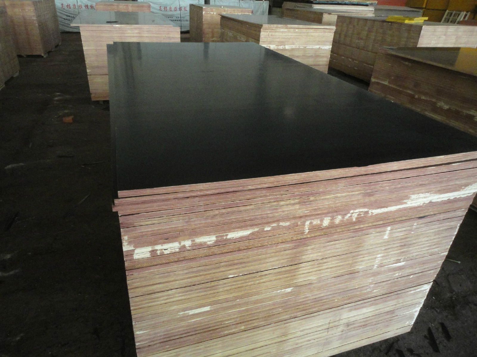 18mm black film faced plywood with best price 4