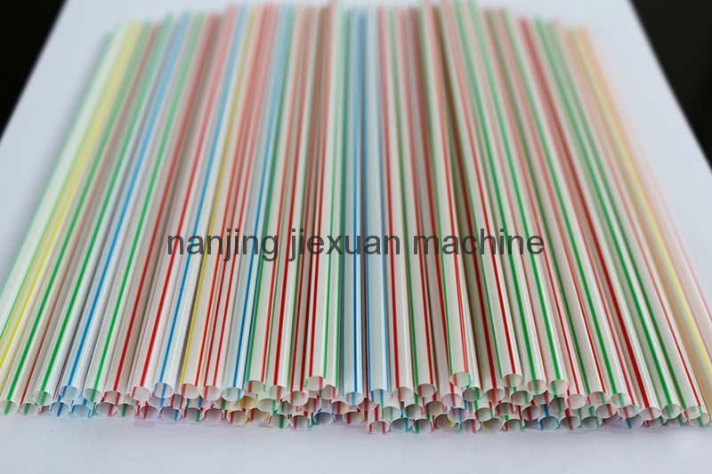 drinking straw making machine  4