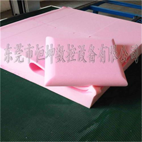 Numerical control vibration cutter sponge cutting machine 5