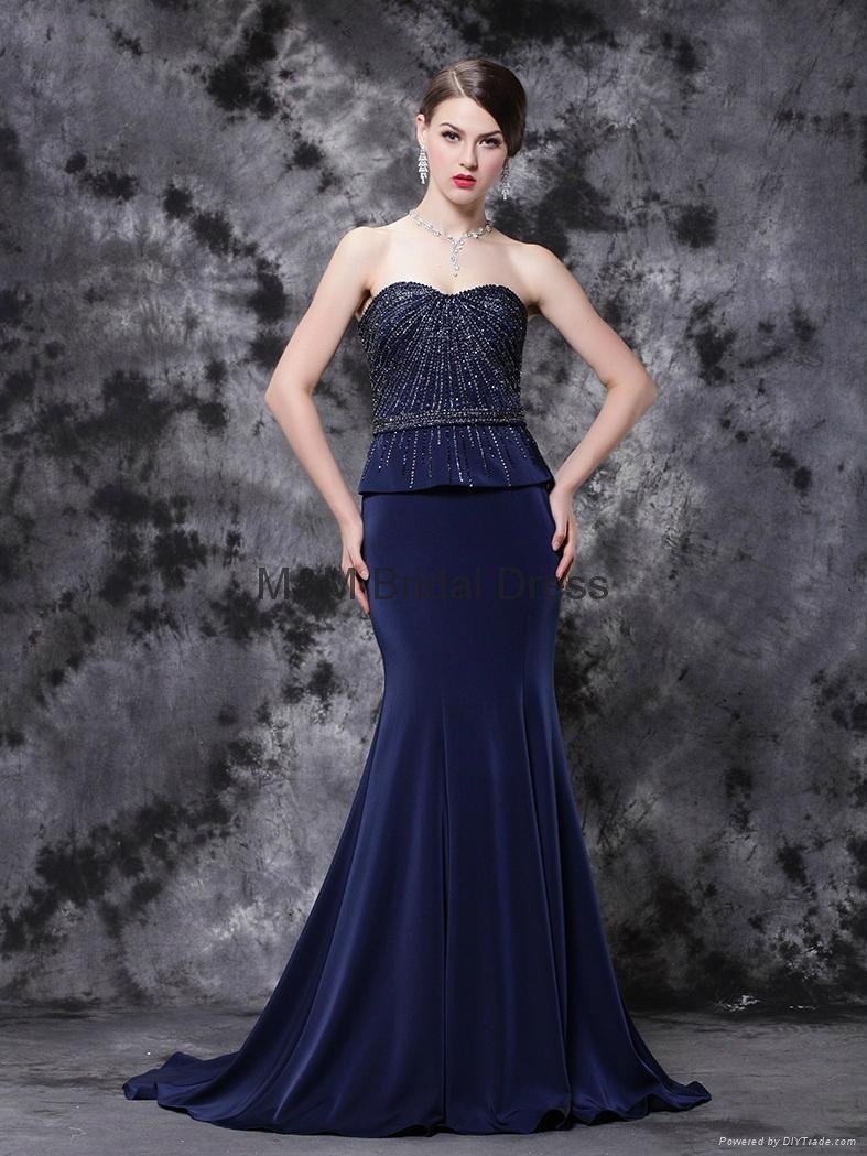 Elegant Navy Blue Lace Evening Gowns Appliques Chiffon Long Prom Dresses