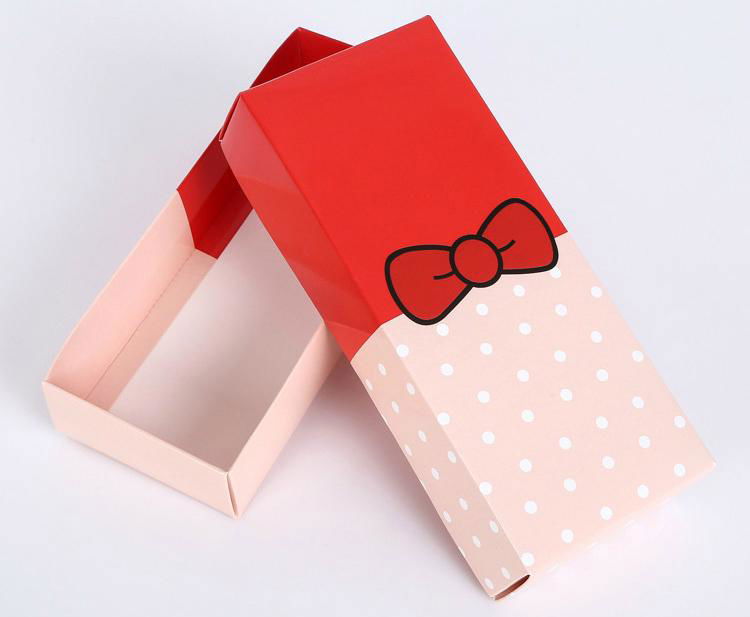 Folding cardboard box for underwear and socks customized pink gift box 2