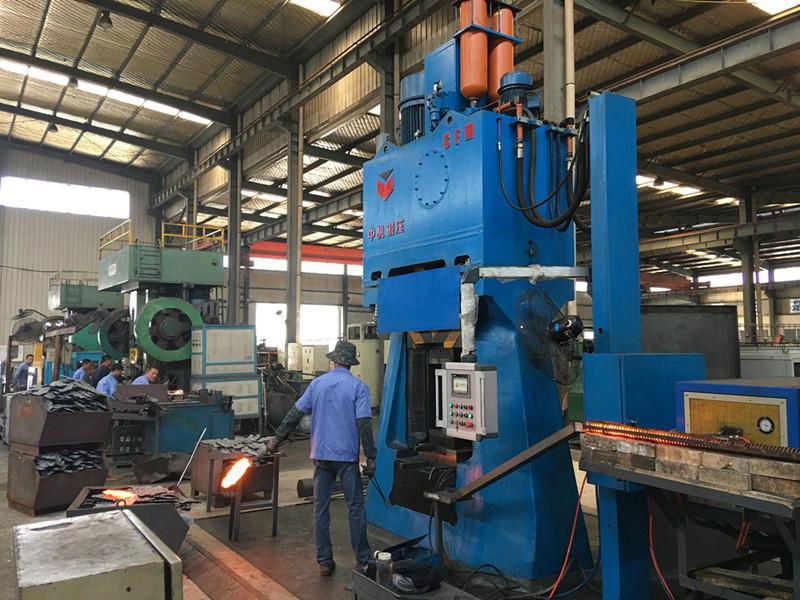 Programmable Control Hydraulic Drop Die Forging Hammer 1.5Tons 3