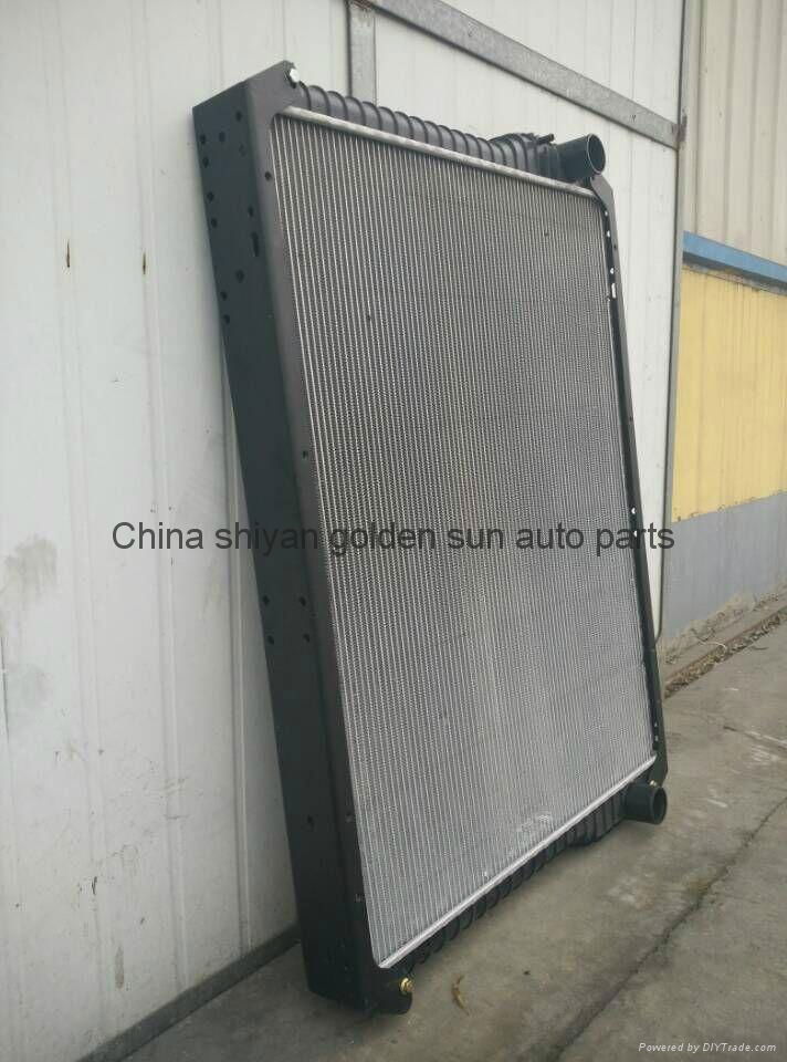 HOT SALE!! High performance Hino 700 radiator OE:16081-6250 2