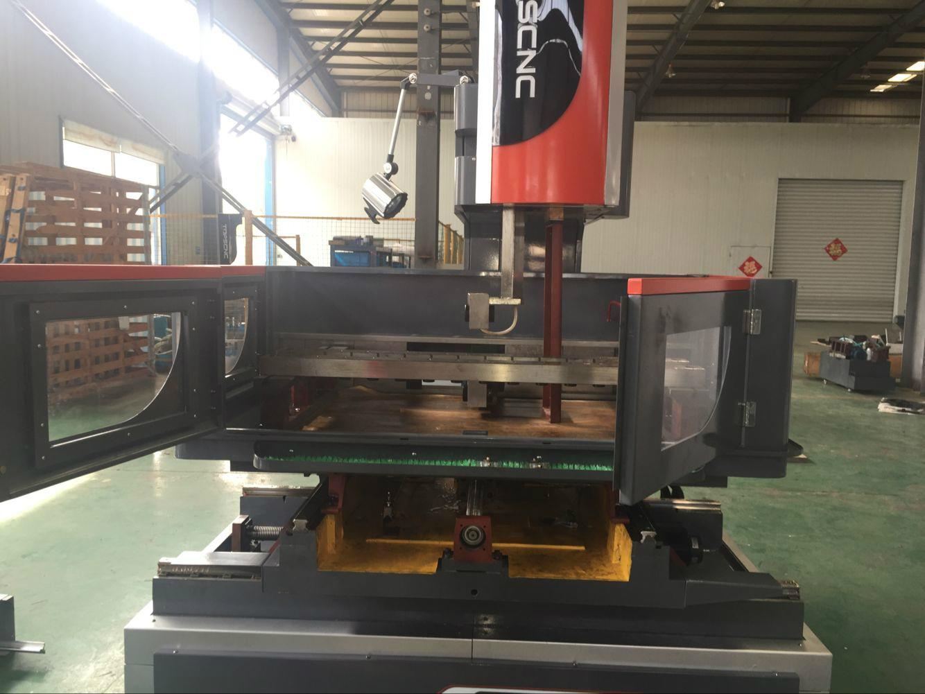 ZG Series 4 axis of Servo Motor Drive CNC Wire Cut Machine 2