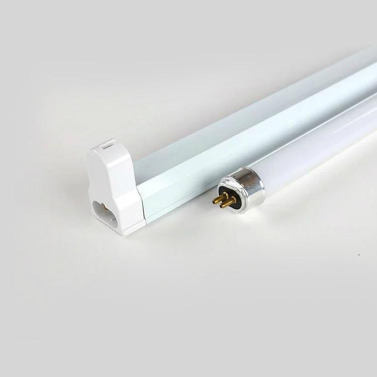 廠家批發LEDT51.2m一體化支架燈管 2