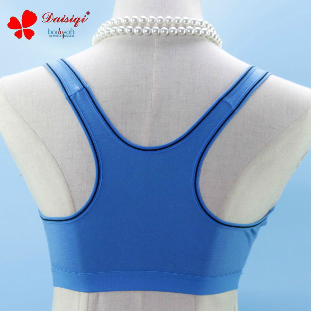 2016 Best selling breathable women sports bra with various sizes and colors 5