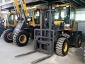 4WD Forklift truck new design rough terrain forklift with 3 tons forklift 2