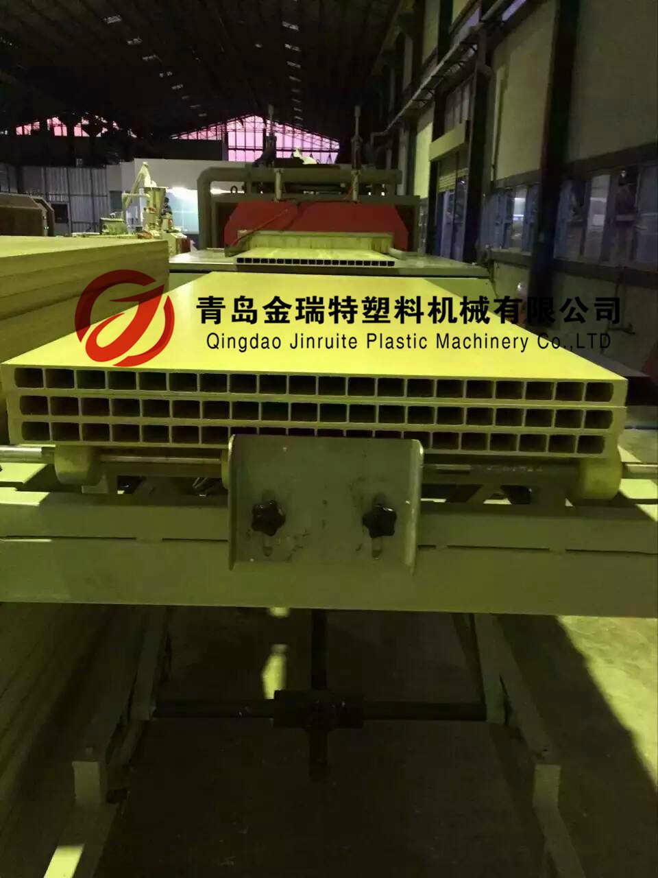 竹木纤维集成墙板生产线 3