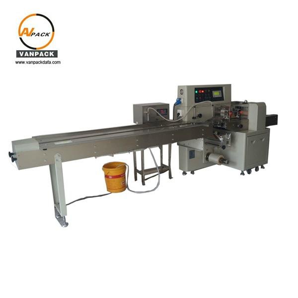 Automatic Wet Towel Packing Machine