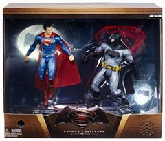 Batman VS superman figure