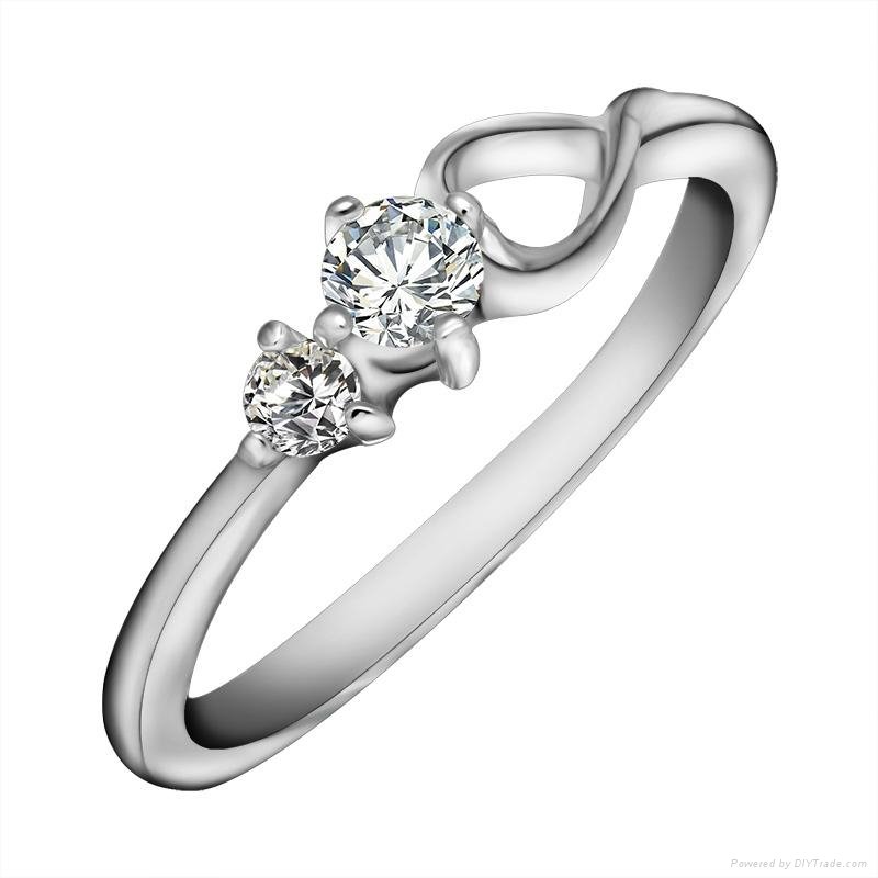 Fashion female 316 L titanium wedding ring with zircon