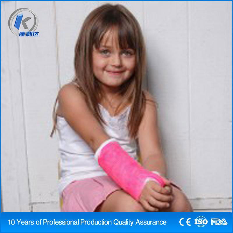 Medical orthopedic casting tape fiberglass bandage