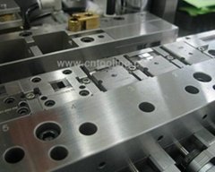 High precision stamping tooling