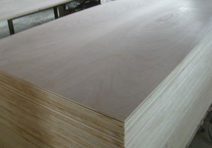 915x1830mm okoume door skin plywood  3
