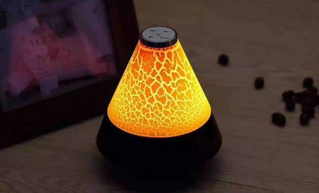 Awesome Wireless Colorful Bluetooth 7 Led Colorful Night Light Speaker 2