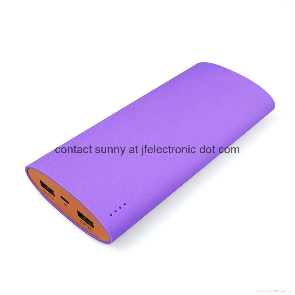 Big capacity portable power bank 3