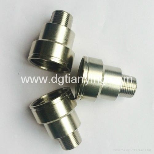Brass Straight Threaded Coupling for French Mold Cooling 3