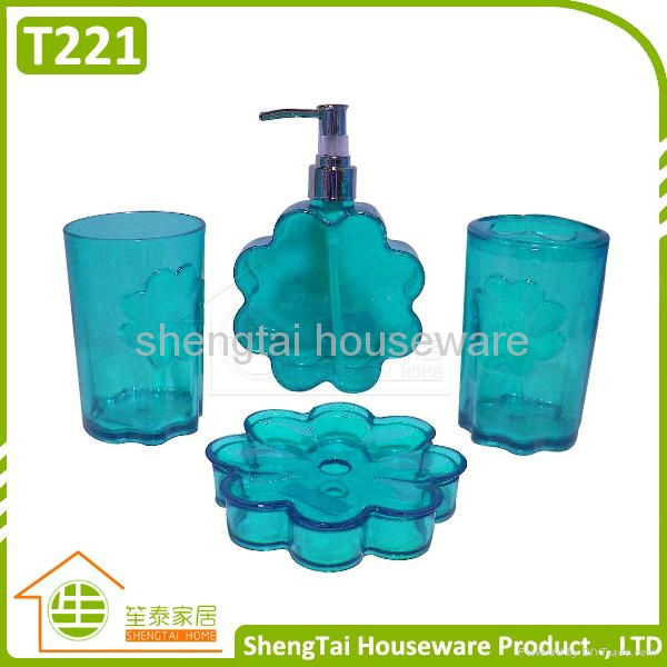 Small MQO Flower Shape New Design Popular Transparent Plastic Bathroom Set 5