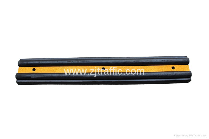 Durable high quality yellow strip Anti-impacted rubber Collision bar