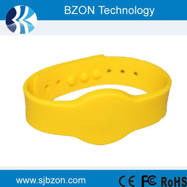 125khz 13.56MHz and UHF Rfid Silicone Wristband Tags 5