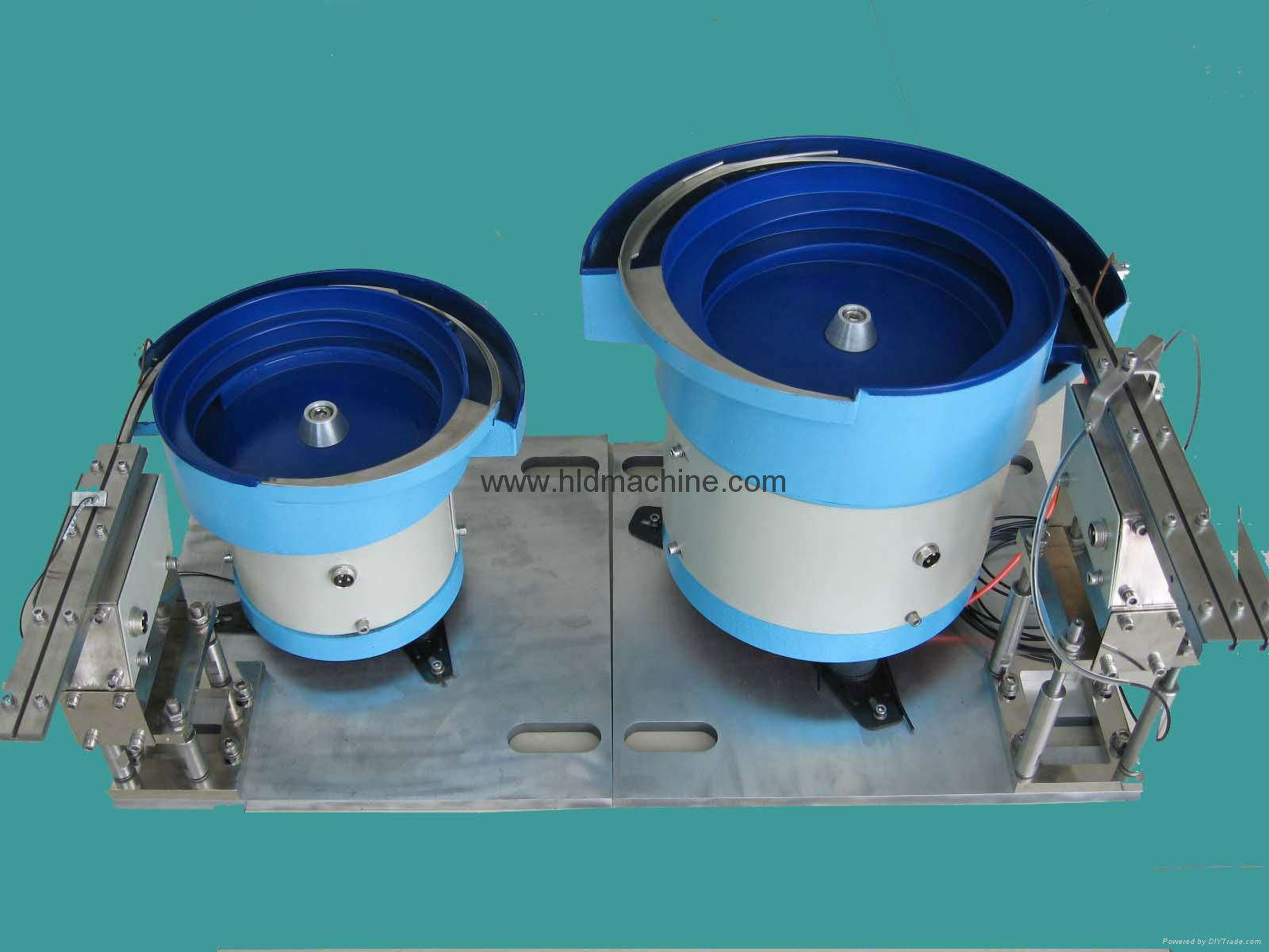 vibratory bowl feeder 4