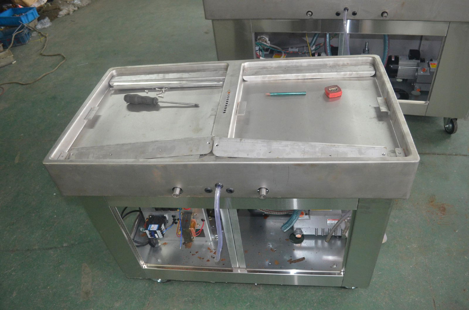 Double chamber automatic vacuum sealing packing machine 3