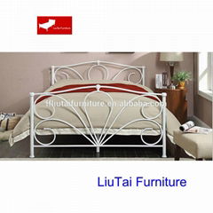 Metal double bed for sale