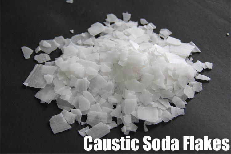 caustic soda  flakes 4