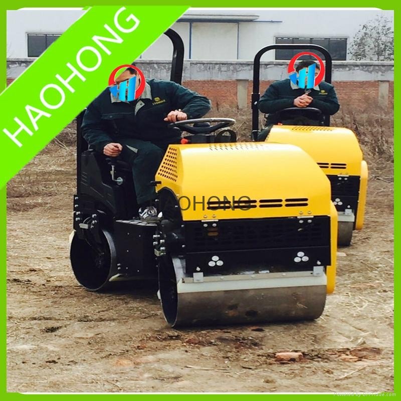 1 ton full Hydaraulic ride-on road roller compactor  3
