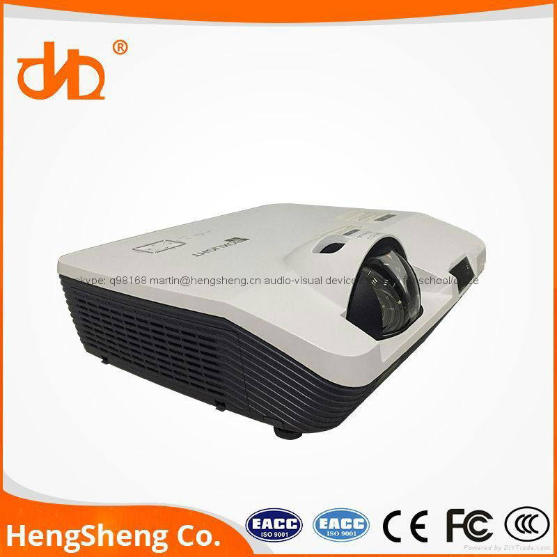 HDMI 3 LCD Short Throw Distance Projector Interactive projector 2