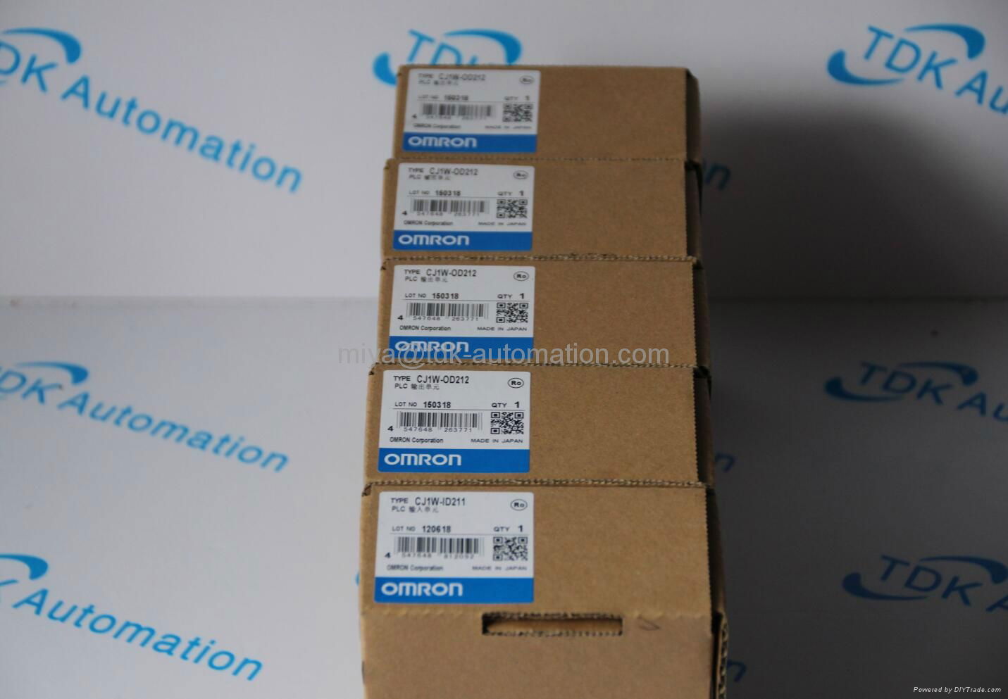 Omron PLC CJ1W-AD04U C200H CP1L CPM2A CS1W CP1W CPM2A SYSMAC CJ2M PLC 2