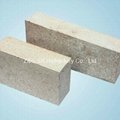Mullite insulating brick is a top thermal insulating refractory brick mainly containing mullite made of high alumina but low iron raw material with unique production technology. It was the advantages of high compression strength, good performance in high temperature, high thermal shock resistance, low thermal conductivity, powerful anti-infiltrtion, excellent wear-resistance. The brick can be used widely in metallurgy, petroleum chemistry industry, machinery, electric power ceramic etc, being the liner of furnace and thermal insulating layer. It is a economical and long life ideal products.