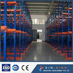 Selective pallet racking