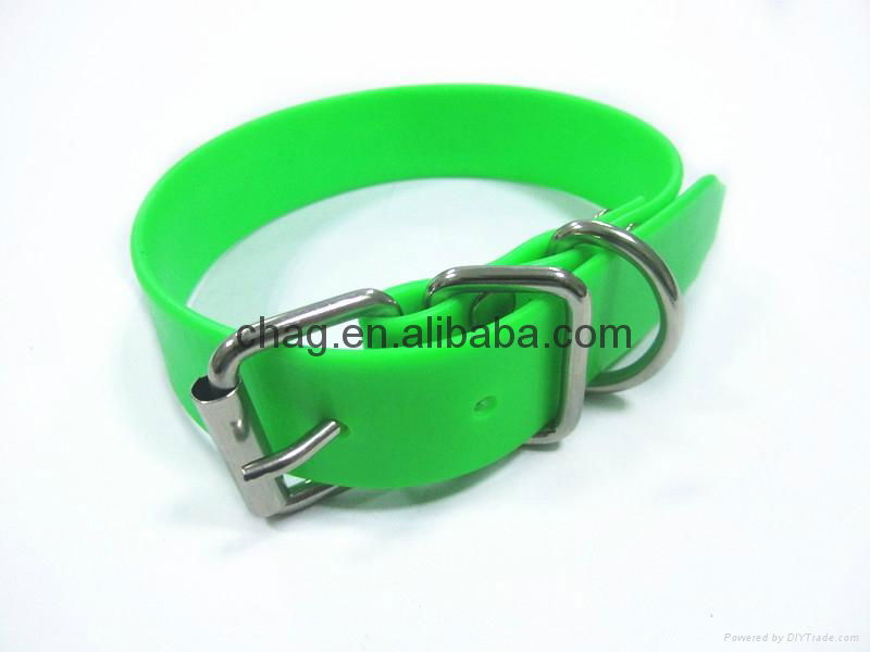 cheap design flexible pvc dog collar with iron buckles 3