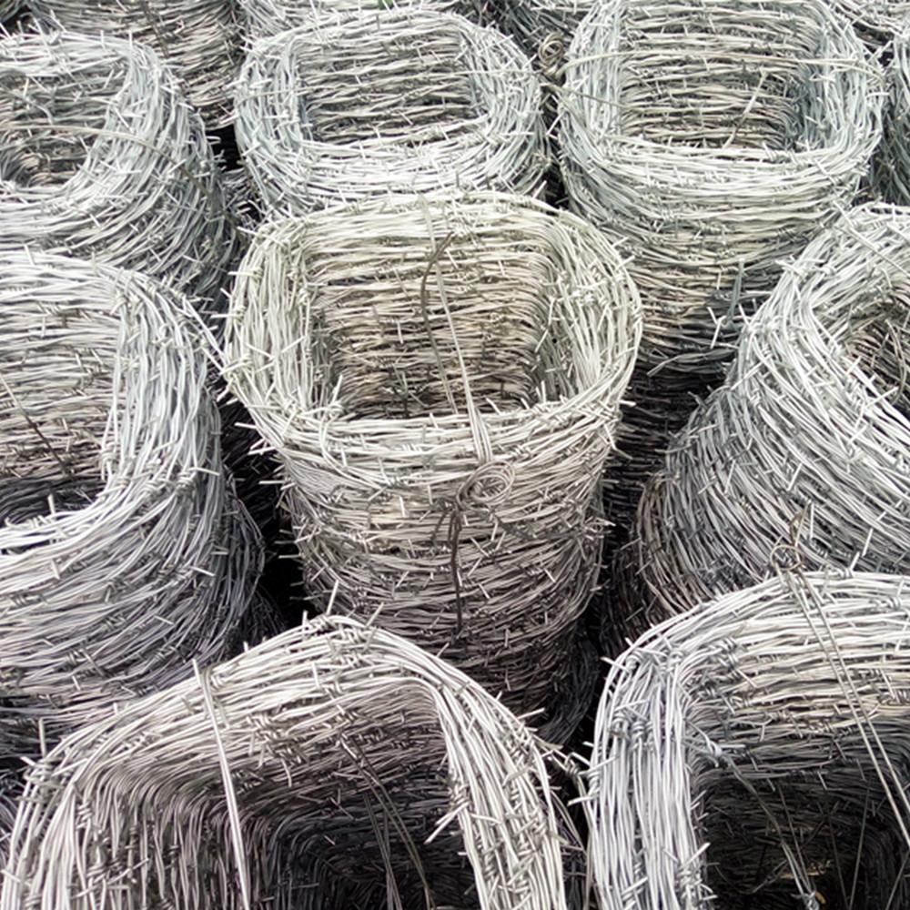 hot-dipped galvanized barbed wire 2