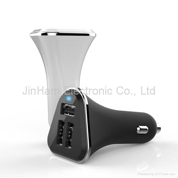 3 Ports USB 5.2A Portable Car Charger for Mobile Phone 2