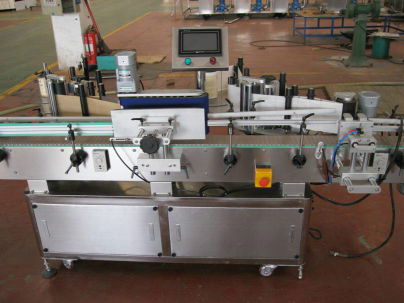 Cold glue labeling machine