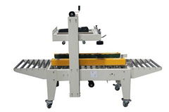 Carton sealing machine