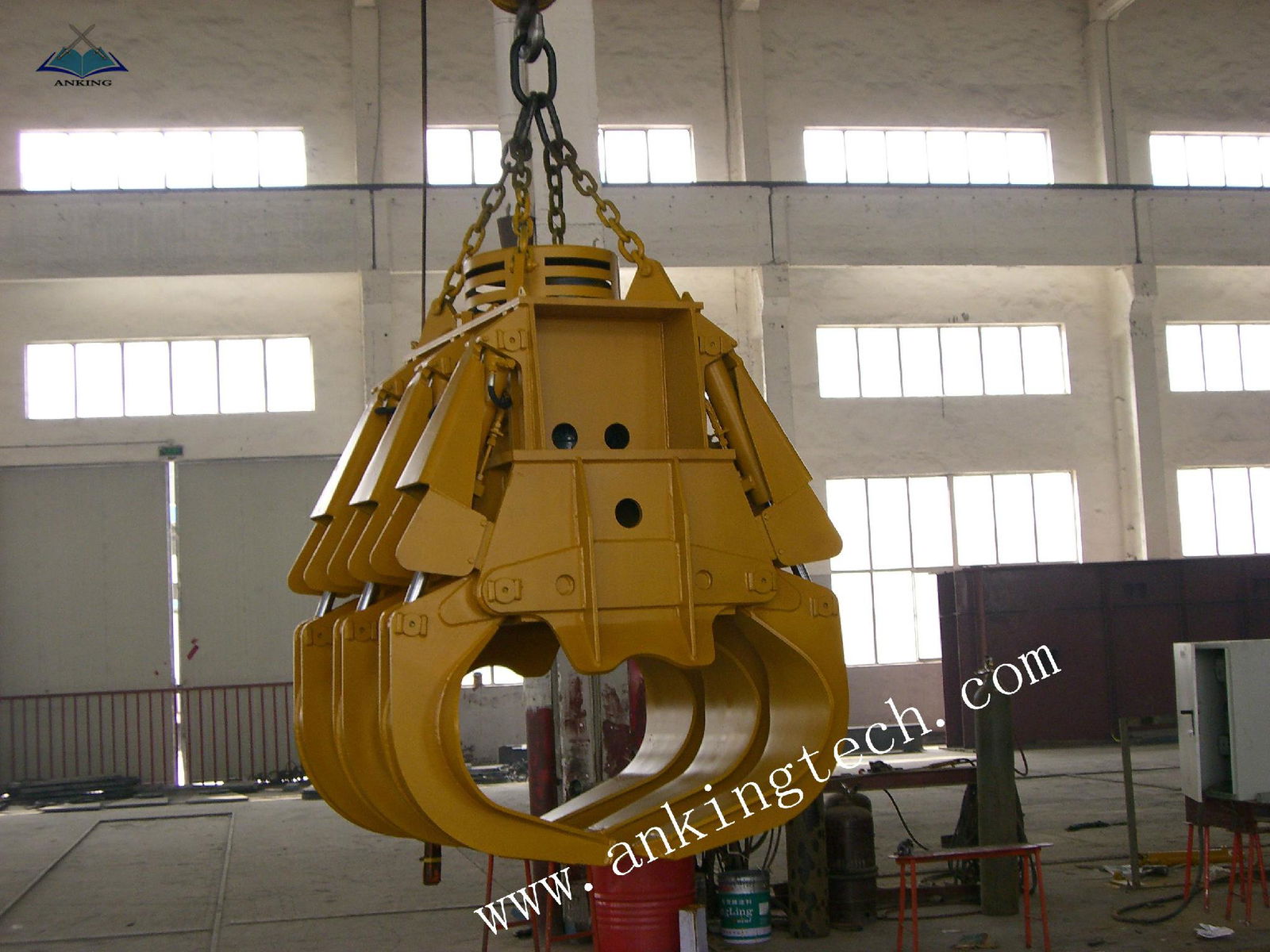 Electro-hydraulic rectangle grab 2