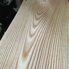 AAA Red Oak Veneer with Crown Cut Grain