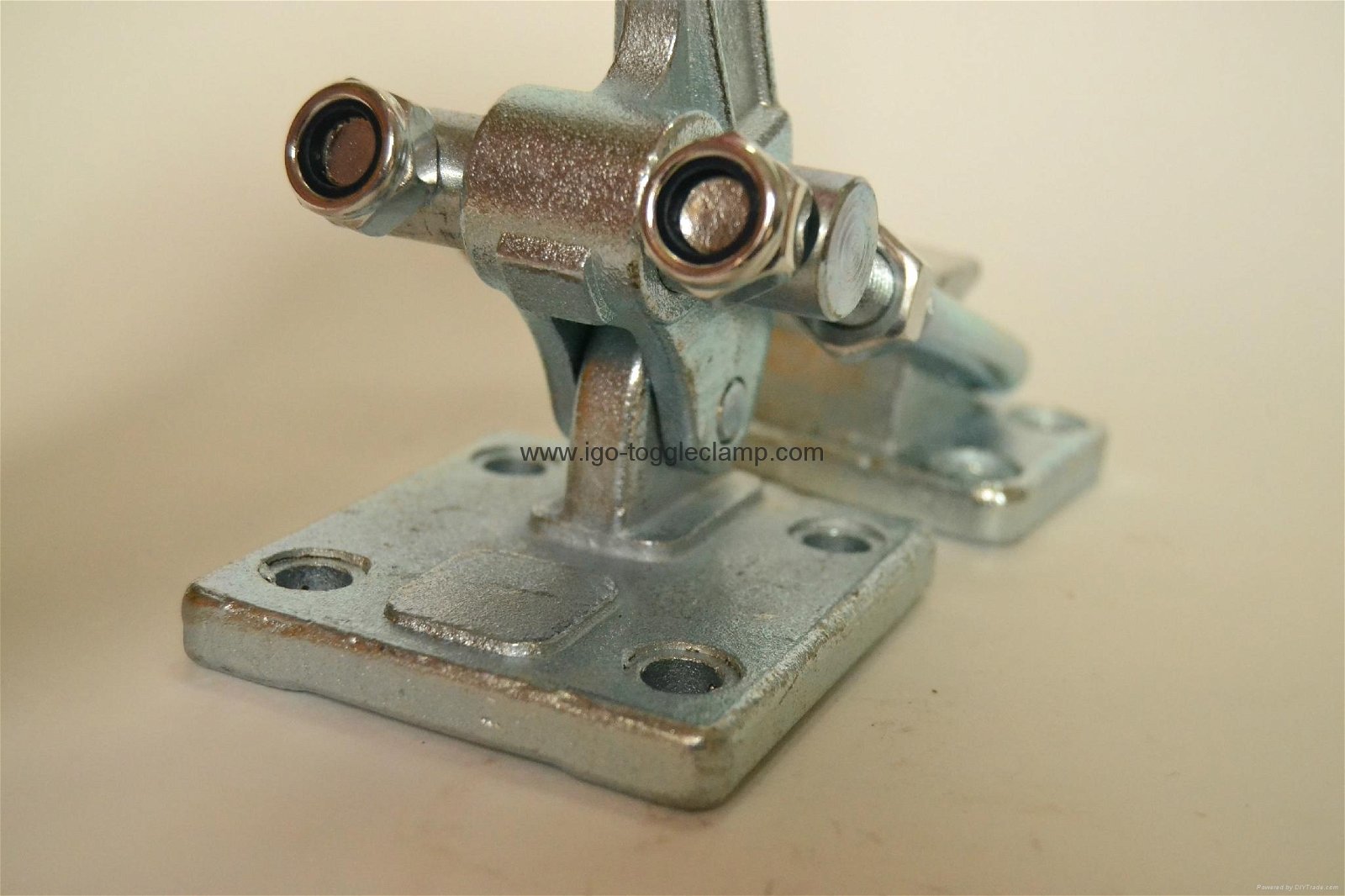 Latch & Hook Toggle Clamps 3