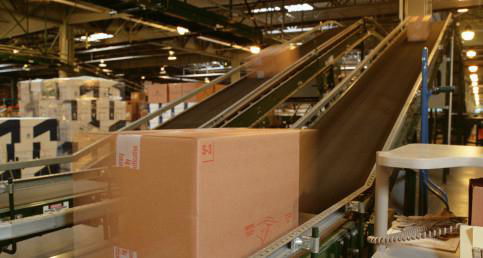 Package hangding industry conveyor belt 3