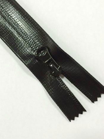 2016 high quality tpu matt finish nylon waterproof zipper 