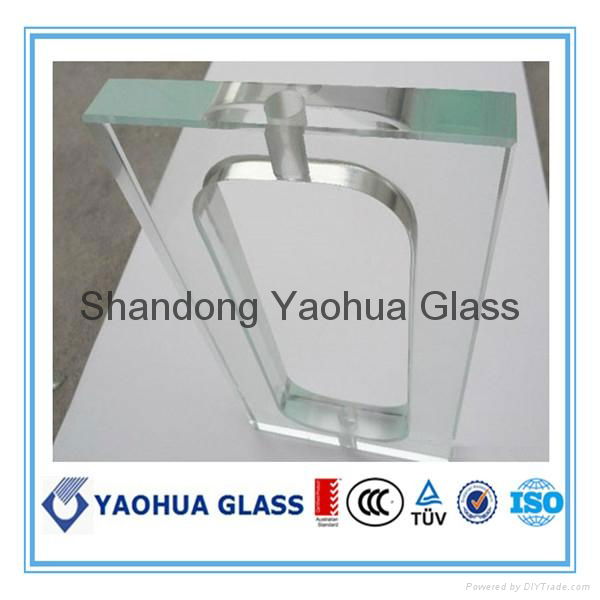 Shaped cutting  glass panel   3