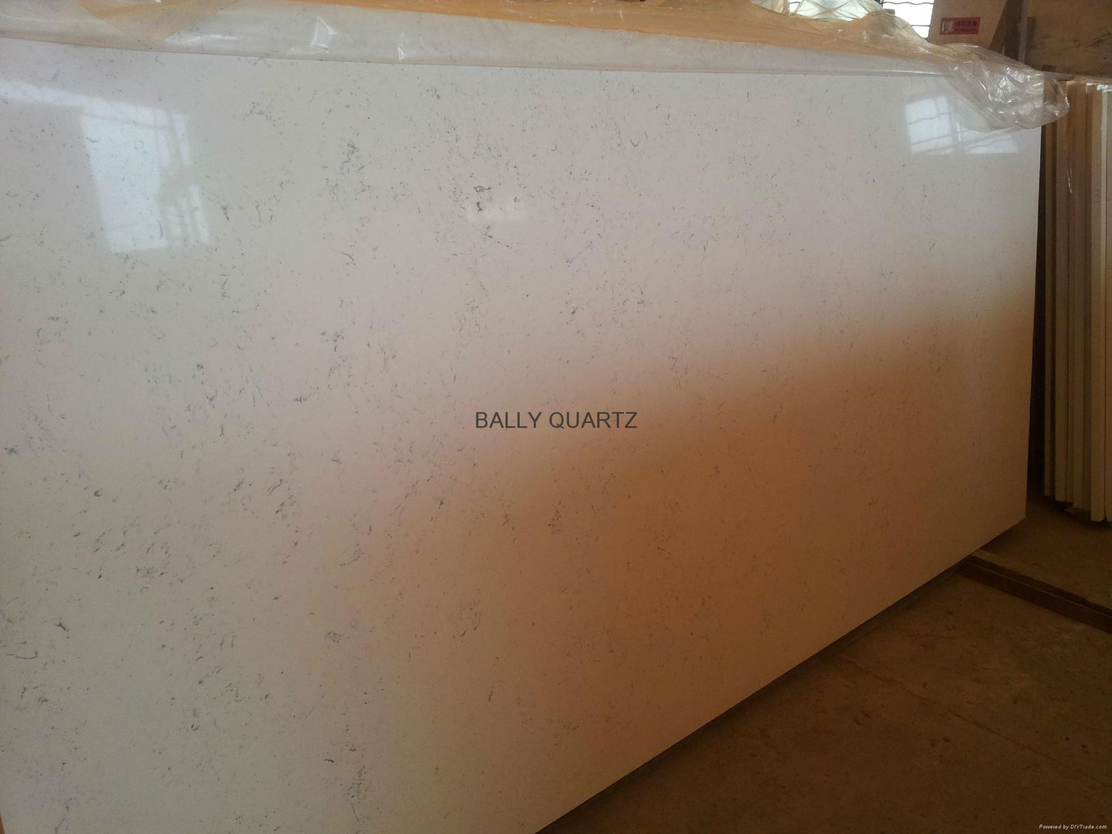 Calacatta Quartz stone slabs|Carrara Quartz surface|China Manufacturers 4