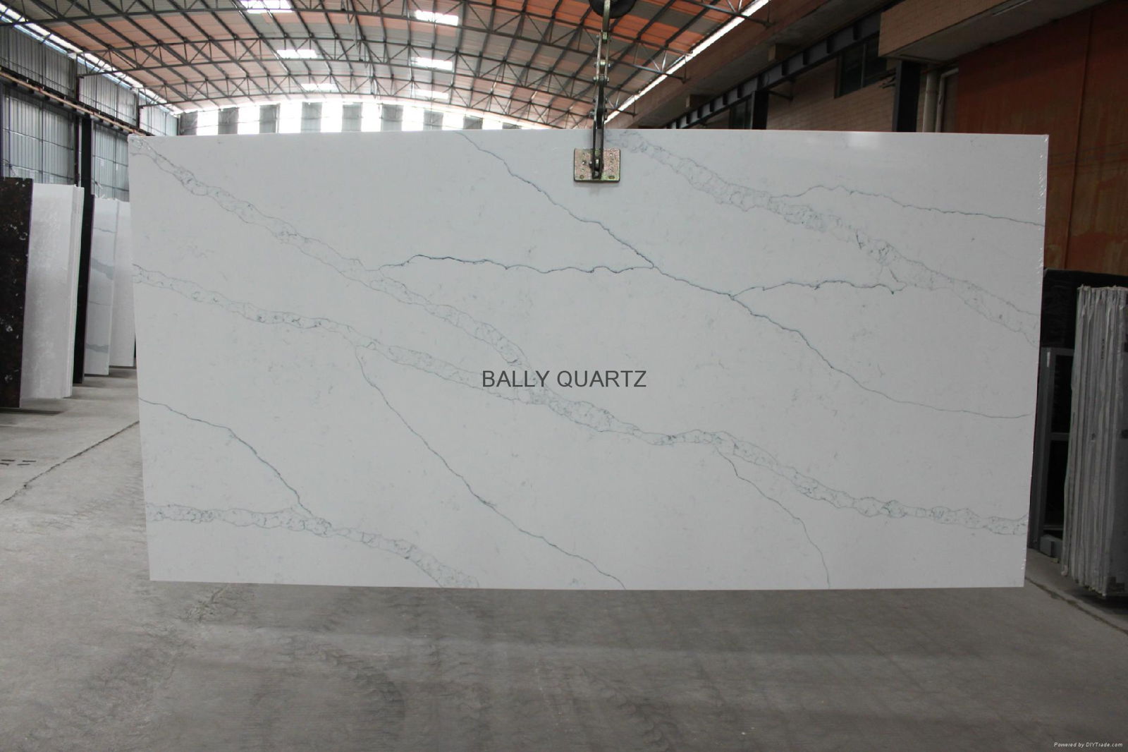 China Calacatta & Carrara quartz stone surfaces slabs factory|Marble looking 5
